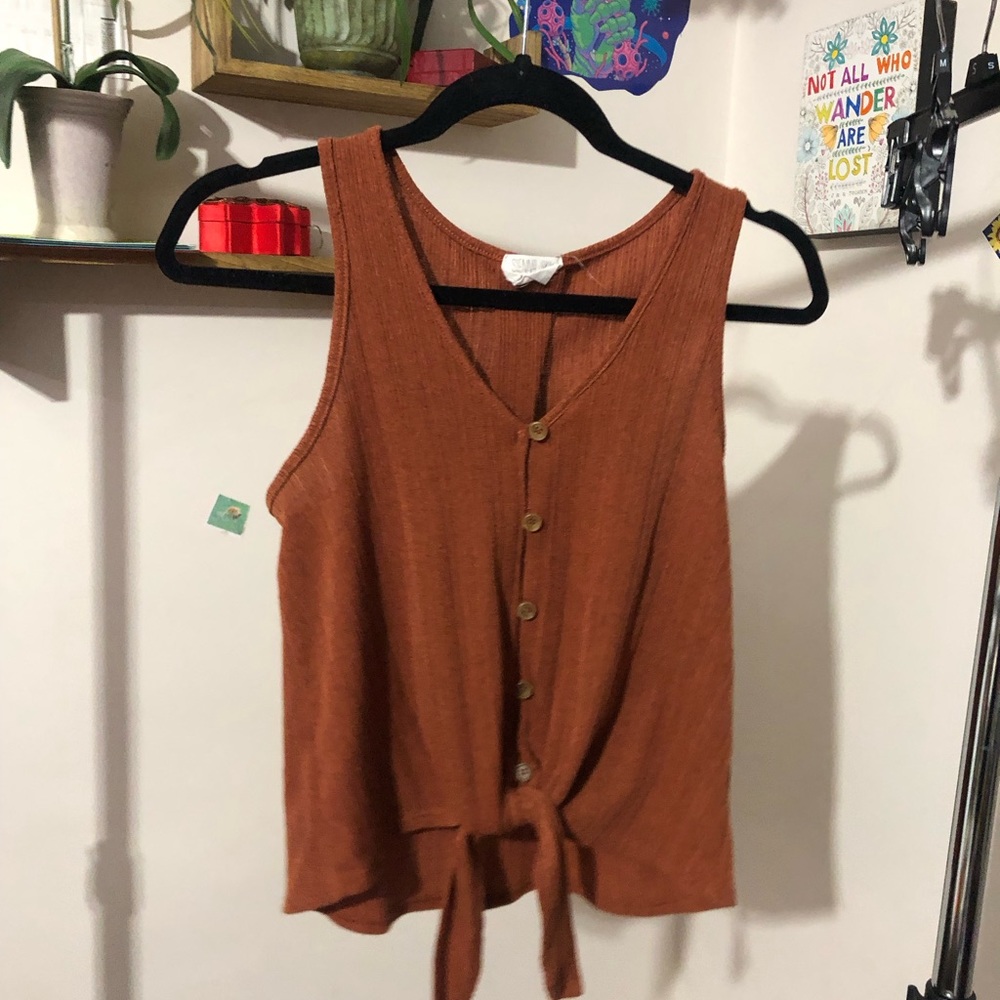 Brown tanktop